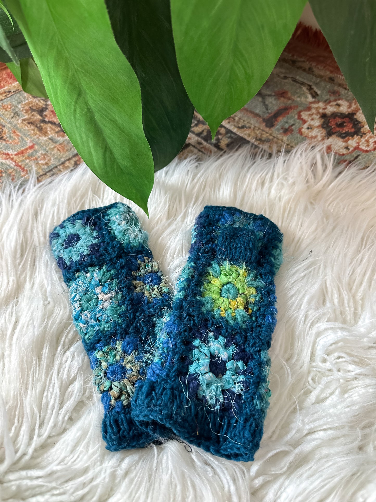 FLEECE LINED HAND WARMERS