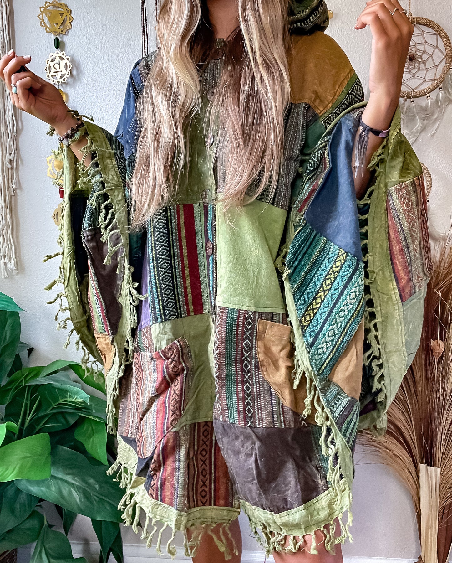 BERKELEY HOODED PONCHO - FOREST