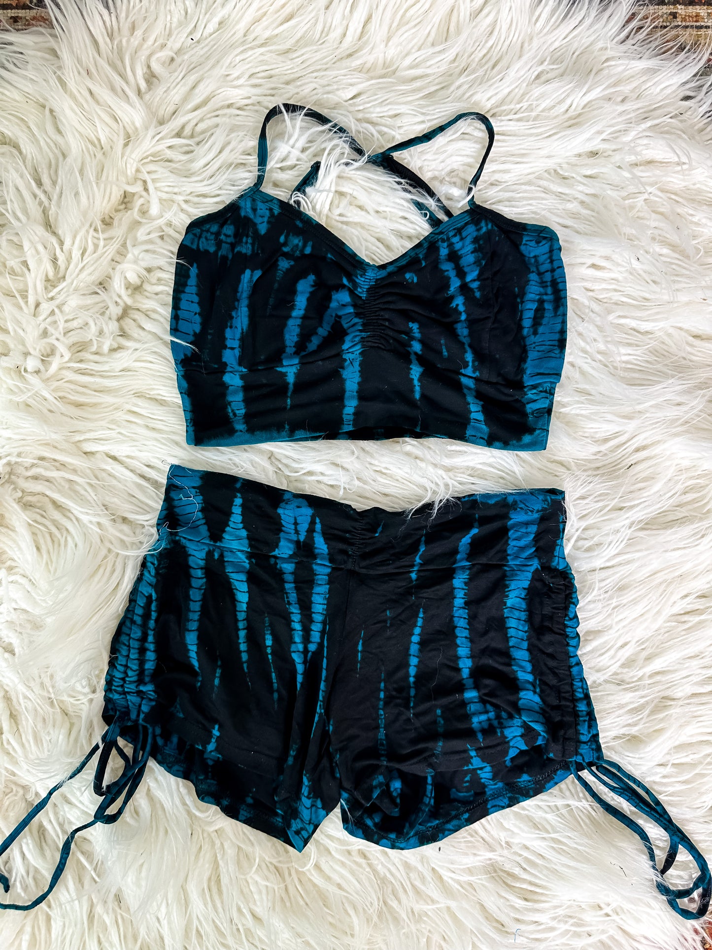 ECHO TOP & SHORTS SET
