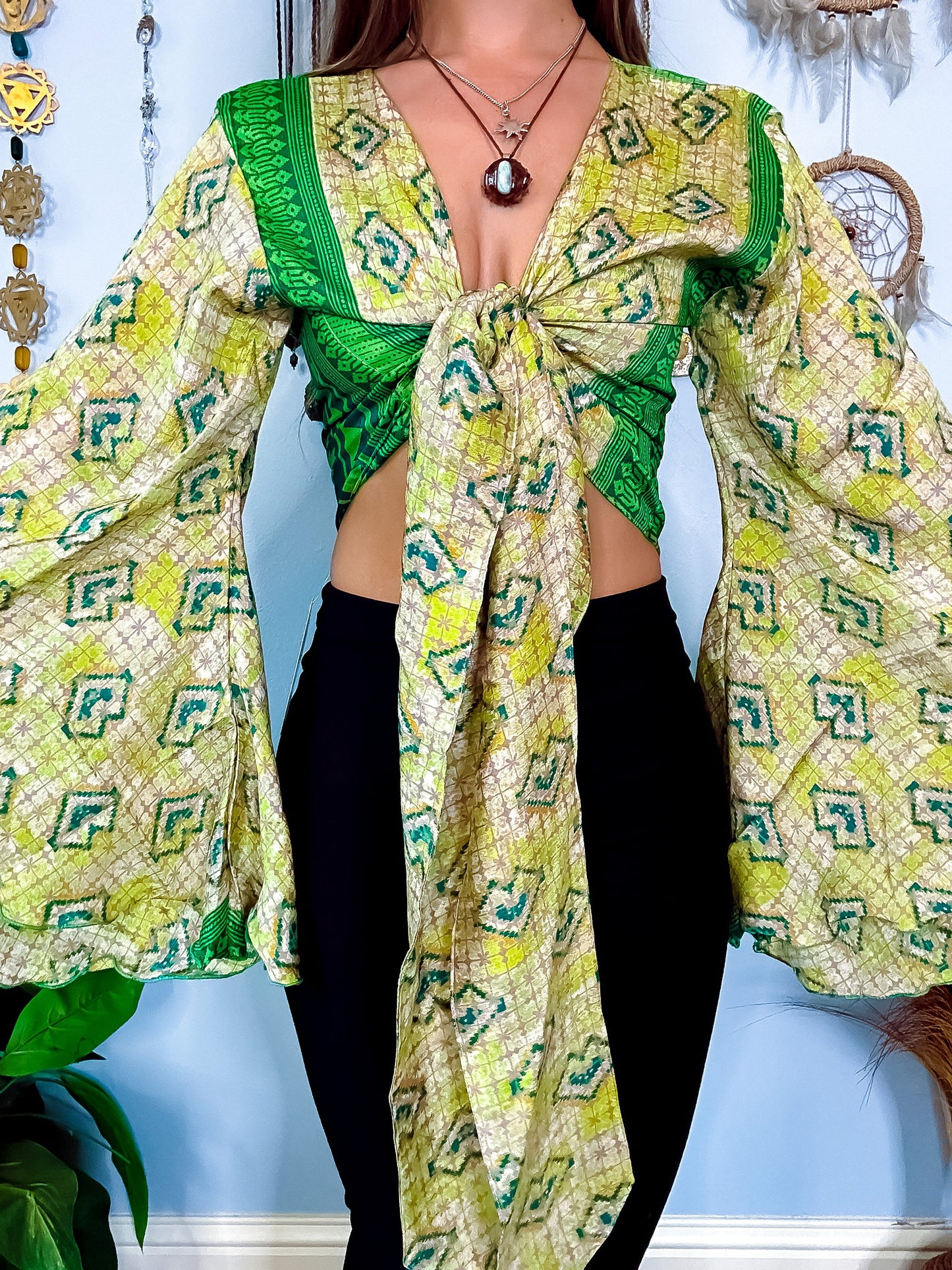 SILK BELL SLEEVE TOP