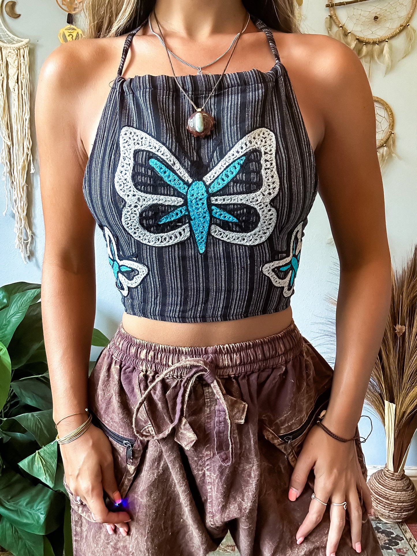 ANNABELLA HALTER TOP