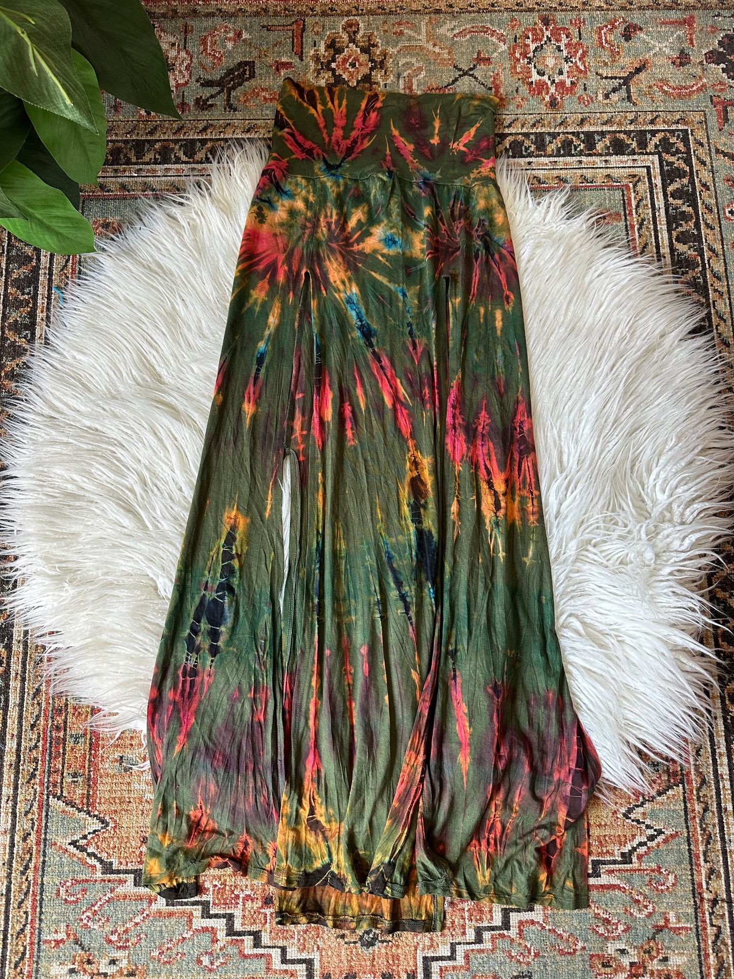 DIXIE SPLIT LET SKIRT
