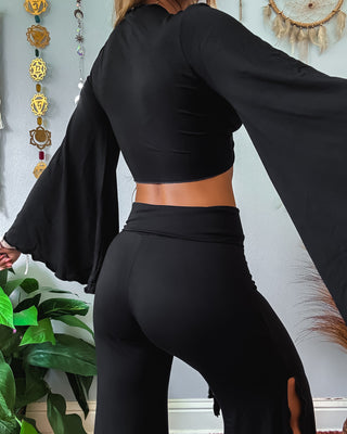 DAWN BELL SLEEVE TOP