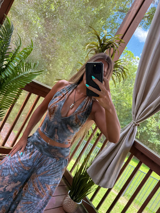 AURORA HALTER TOP