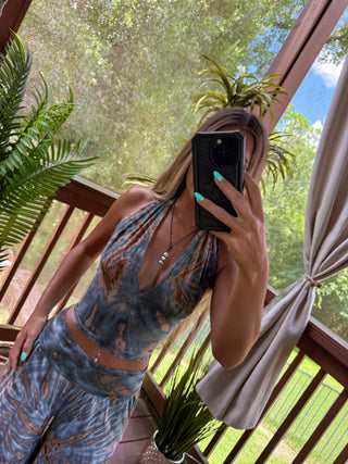 AURORA HALTER TOP