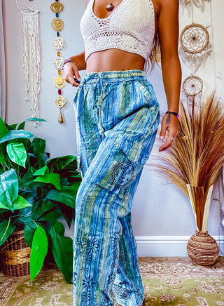 MELODIE STRAIGHT LEG TROUSERS - BLUE