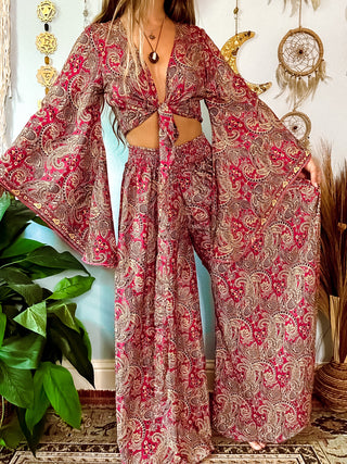 BELL SLEEVE TOP & PANTS SET