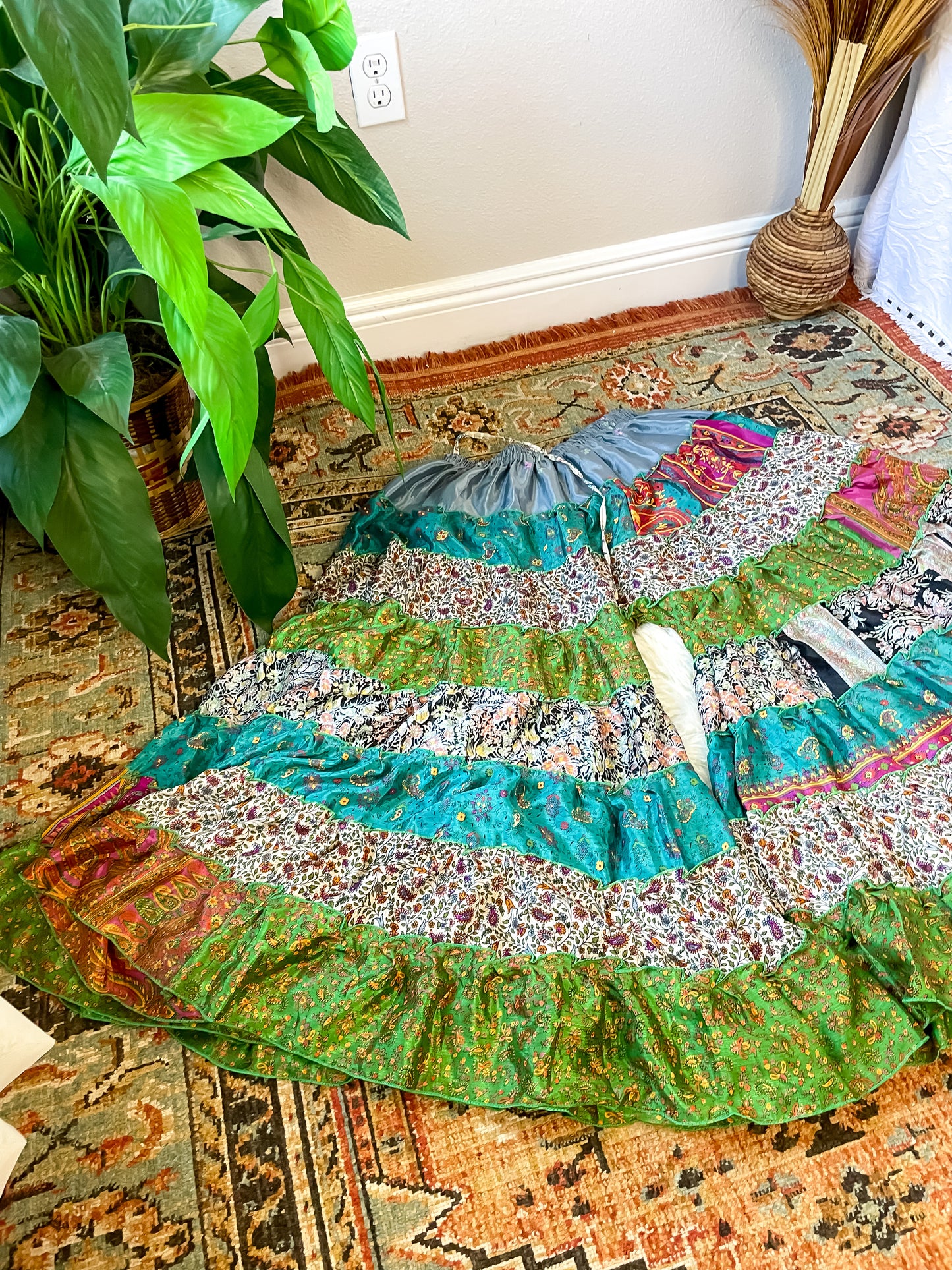 PATCHWORK TIERED PANTS