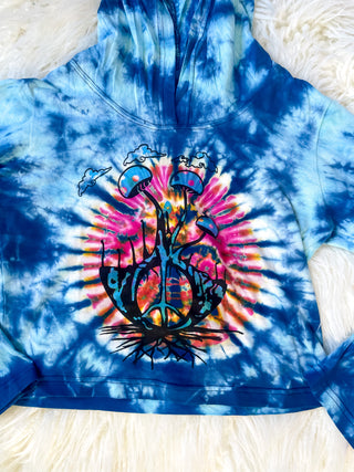 PEACEFUL TRIPS CROPPED HOODIE - BLUE