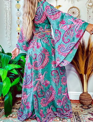 BELL SLEEVE TOP & WIDE LEG PANT SET