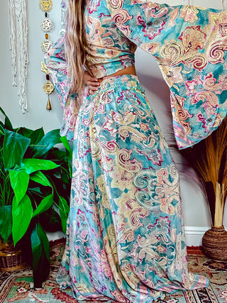BELL SLEEVE TOP & WIDE LEG PANT SET
