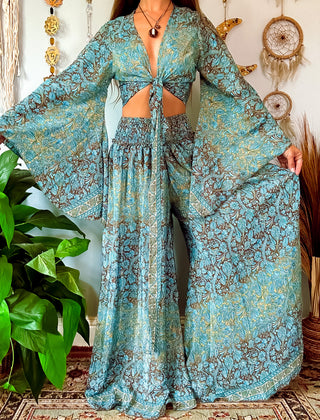 BELL SLEEVE TOP & PANTS SET