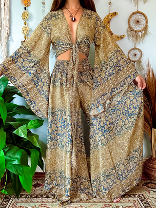 BELL SLEEVE TOP & PANTS SET