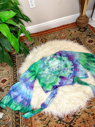 TIE DYE BELL SLEEVE TOP