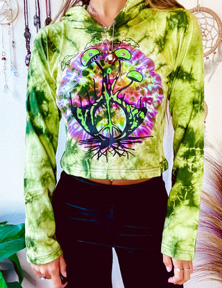 PEACEFUL TRIPS CROPPED HOODIE - GREEN