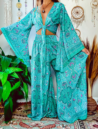 BELL SLEEVE TOP & WIDE LEG PANT SET