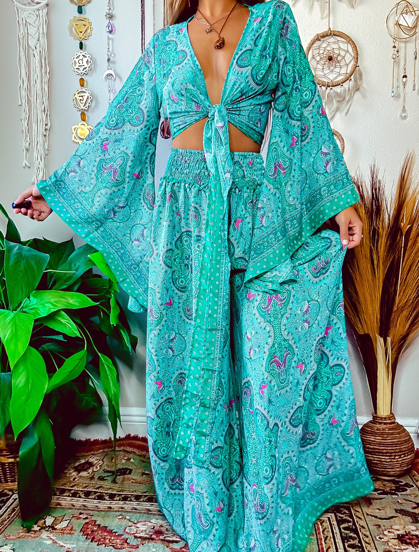 BELL SLEEVE TOP & WIDE LEG PANT SET