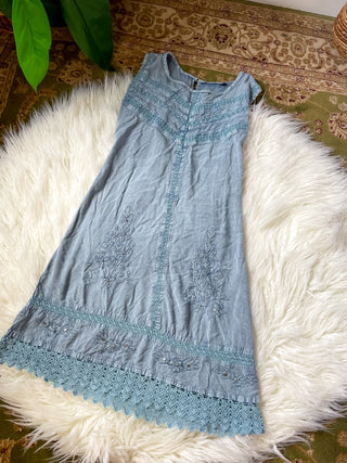 GREY EMBROIDERED DRESS