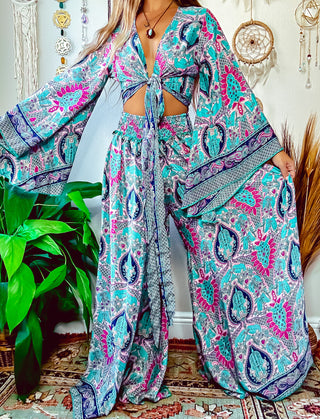 BELL SLEEVE TOP & WIDE LEG PANT SET