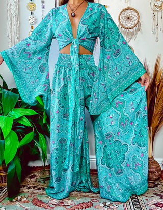 BELL SLEEVE TOP & WIDE LEG PANT SET
