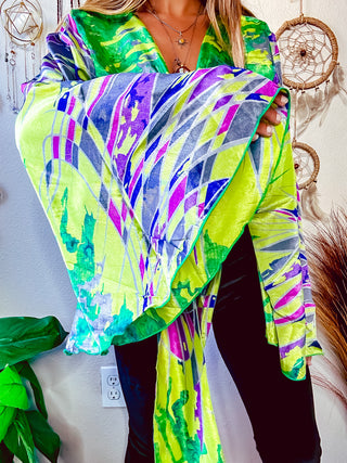 SILK BELL SLEEVE TOP