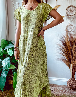 EMBROIDERED SLEEVE ABSTRACT DRESS