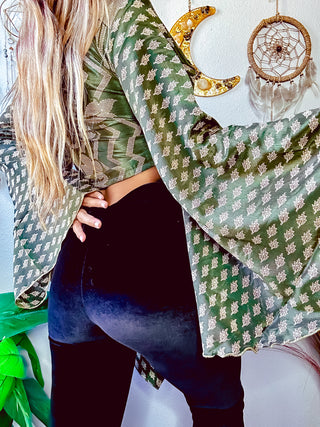 SILK BELL SLEEVE TOP
