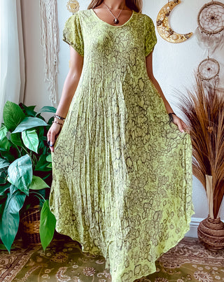 EMBROIDERED SLEEVE ABSTRACT DRESS