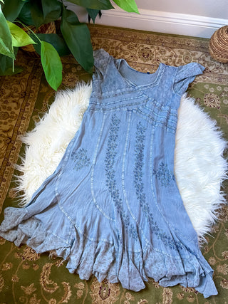 EMBROIDERED FLORAL PIXIE DRESS