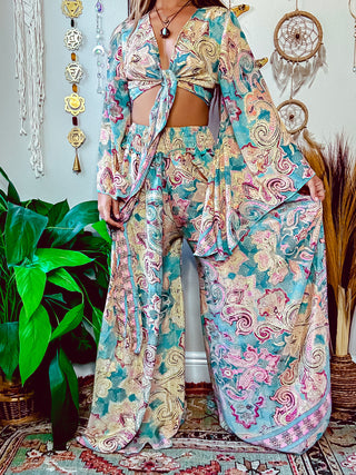 BELL SLEEVE TOP & WIDE LEG PANT SET