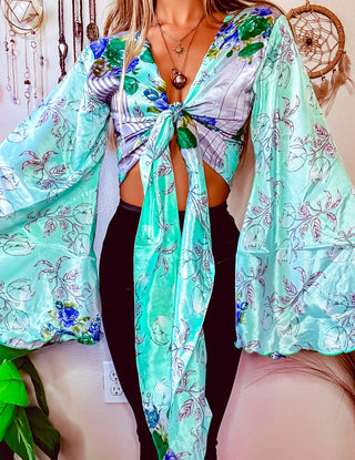 SILK BELL SLEEVE TOP