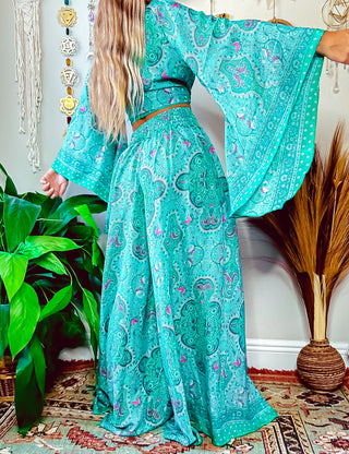 BELL SLEEVE TOP & WIDE LEG PANT SET