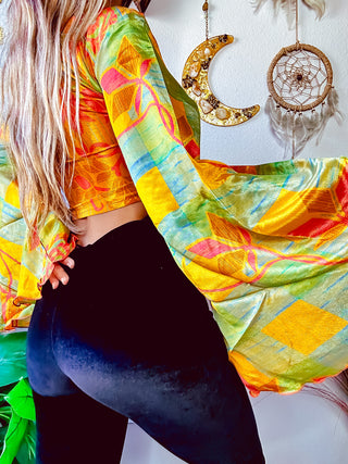 SILK BELL SLEEVE TOP