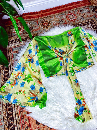 SILK BELL SLEEVE TOP