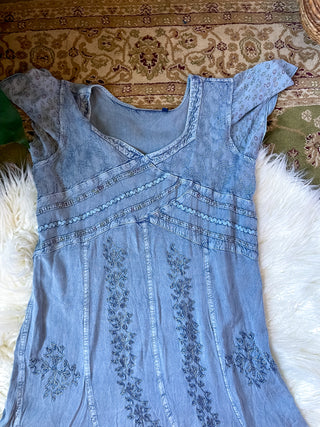 EMBROIDERED FLORAL PIXIE DRESS