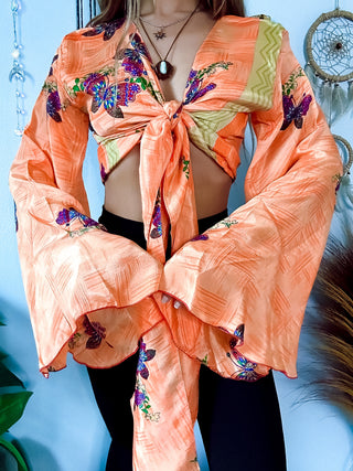 SILK BELL SLEEVE TOP
