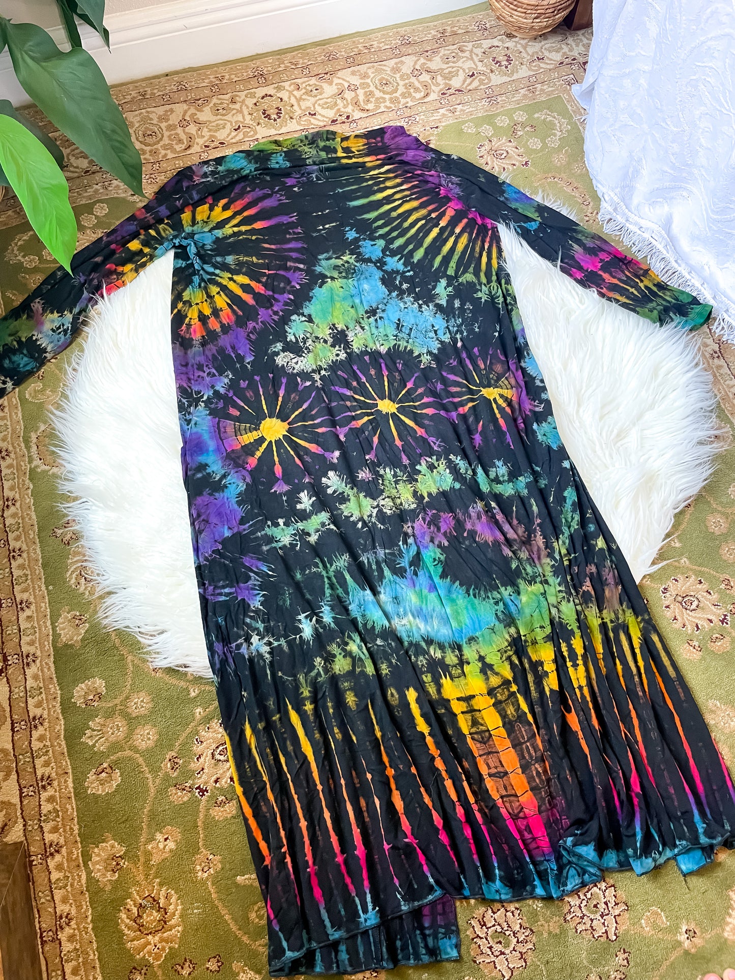 BLACK PSYCHEDELIC TIE DYE DUSTER